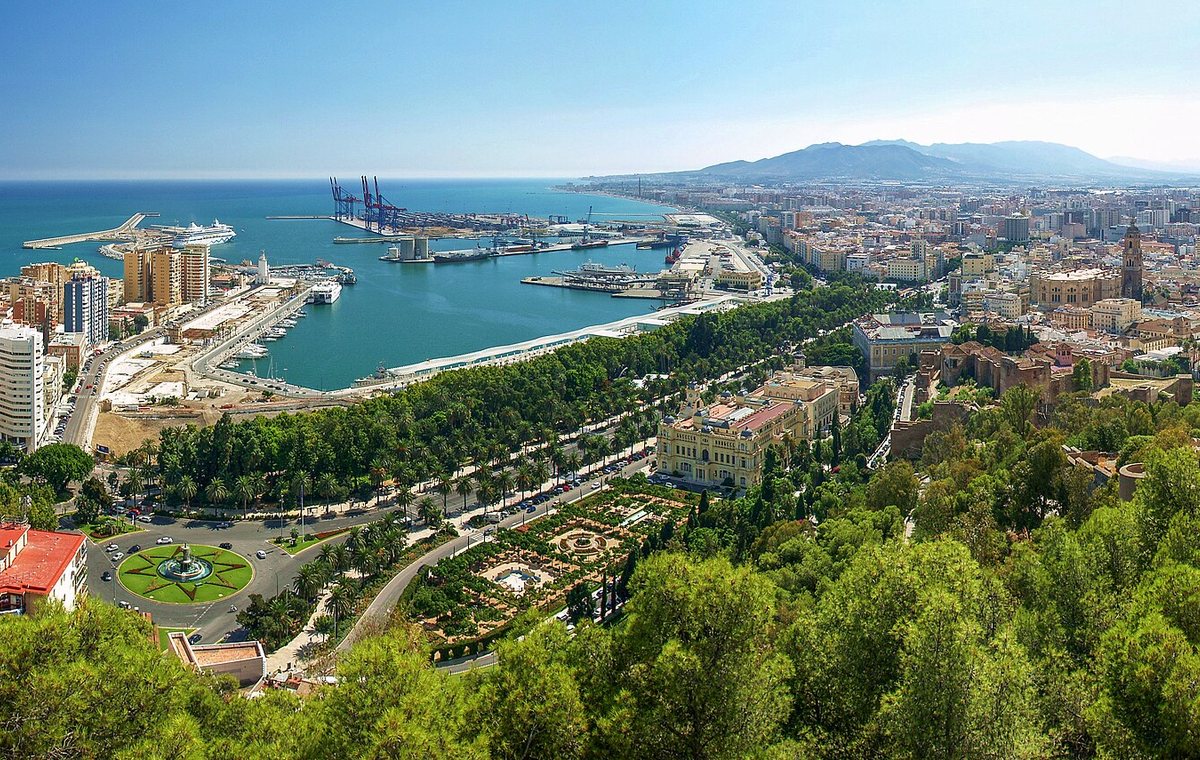 Malaga city photo for travel to Valencia