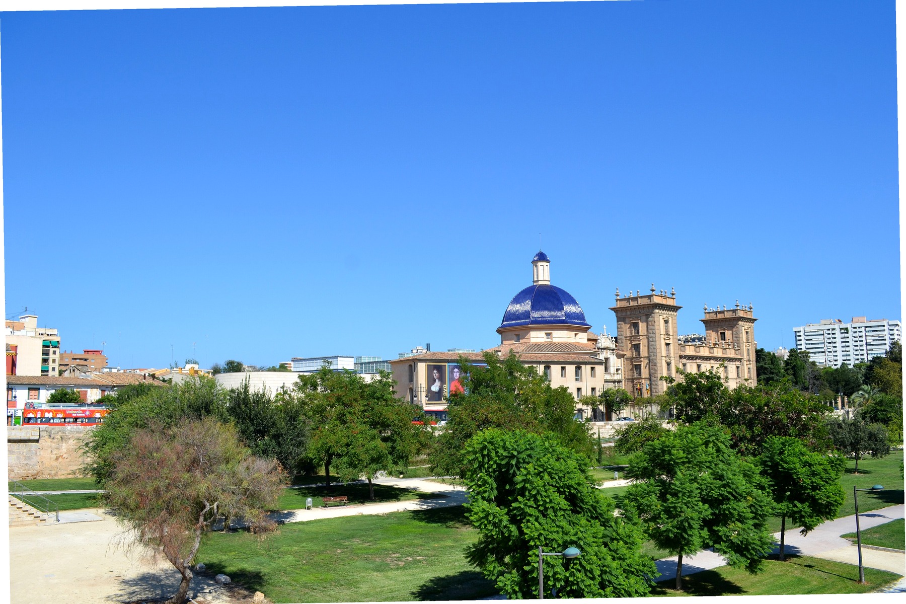 Museo de Bellas Artes de Valencia museum building